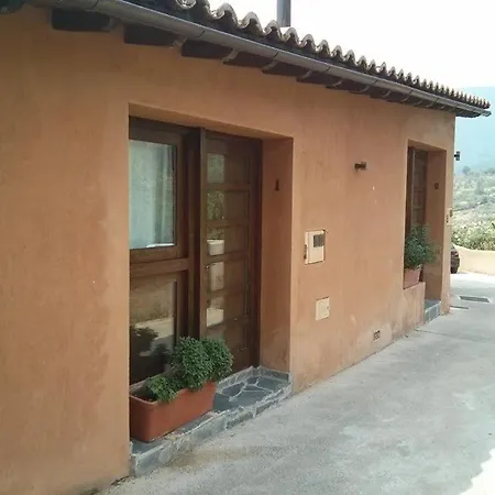 Luna Menguante Country house